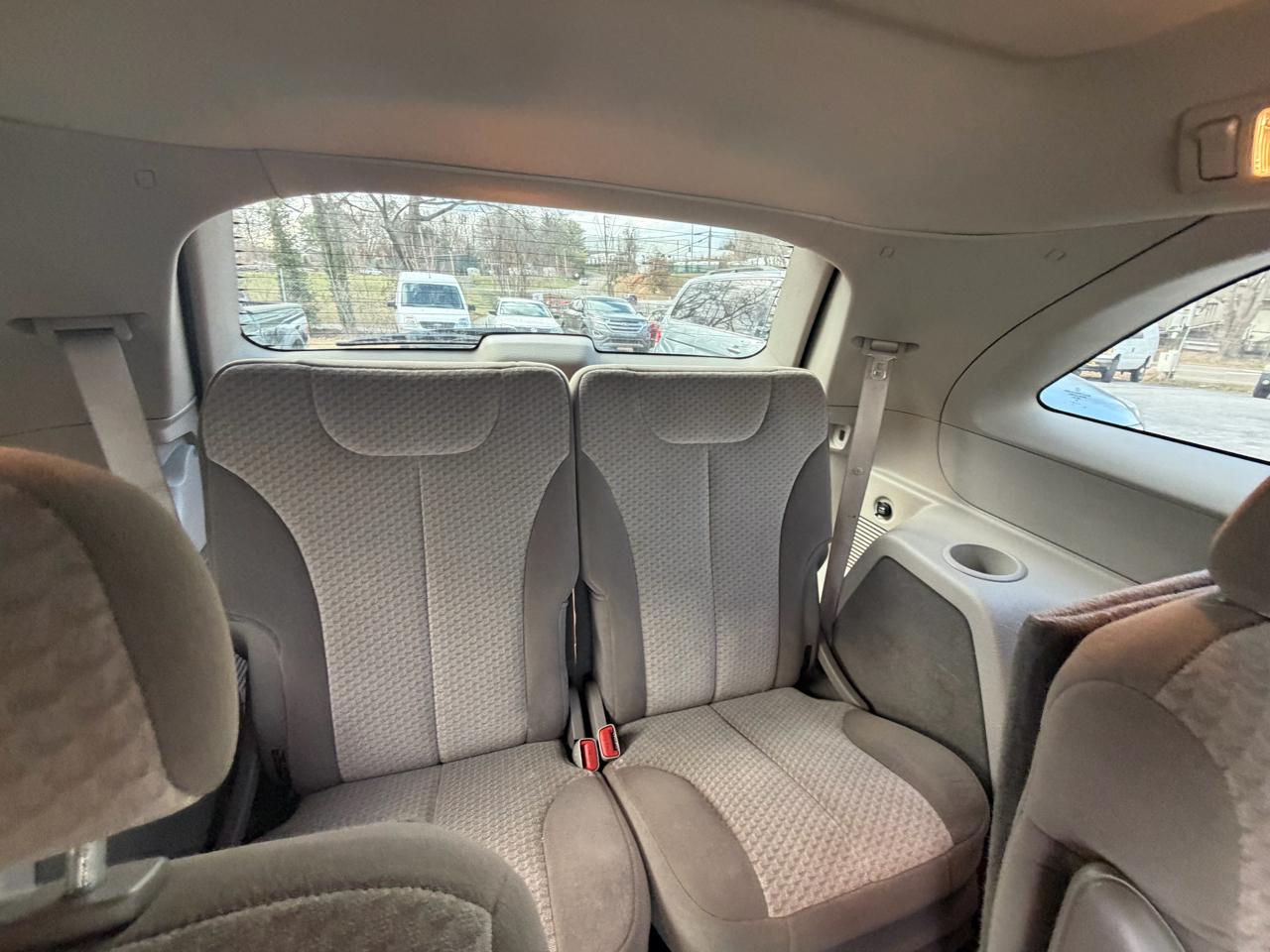 Chrysler Pacifica FWD 2004