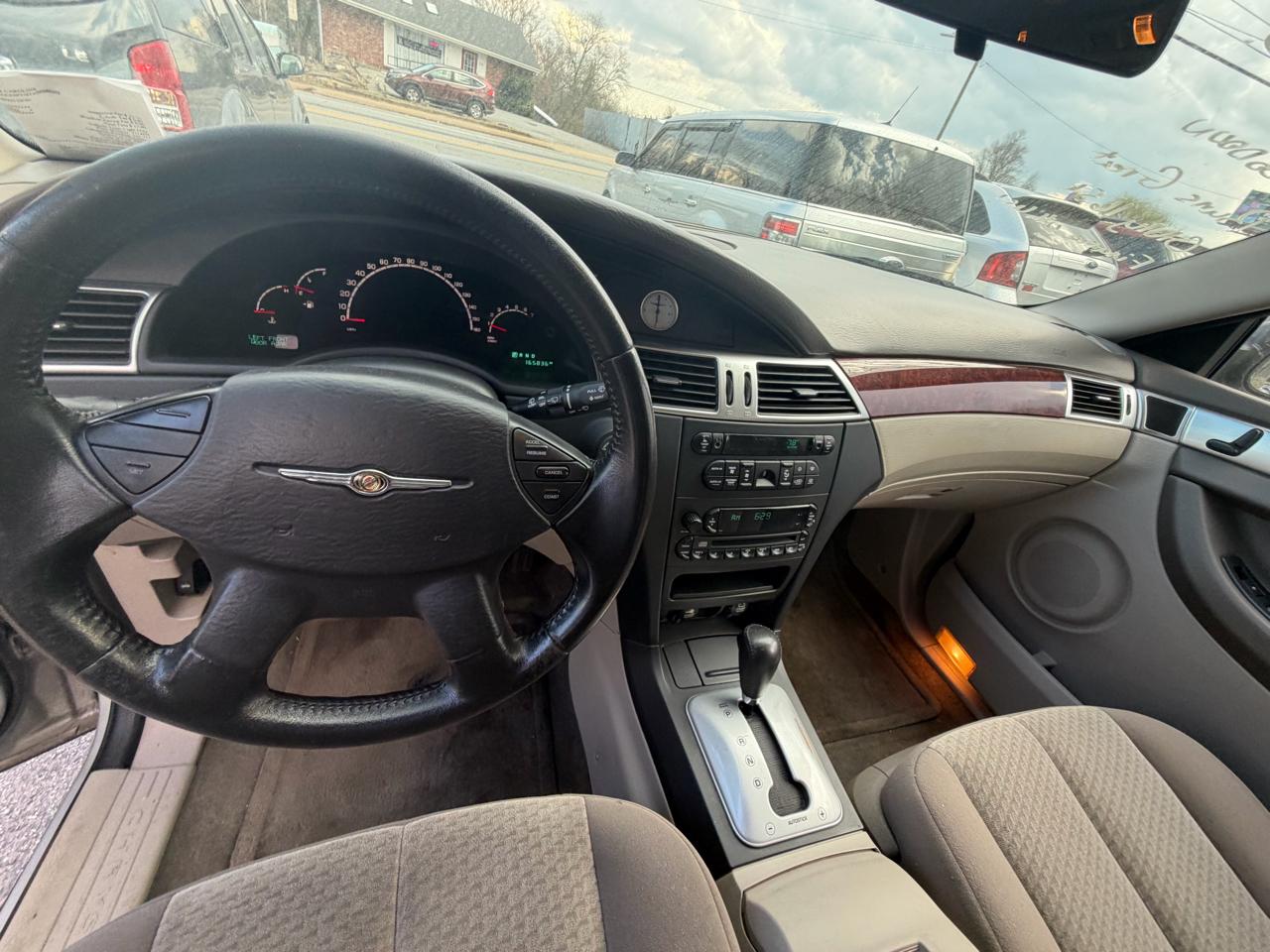 Chrysler Pacifica FWD 2004