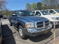 2005 Dodge Dakota 