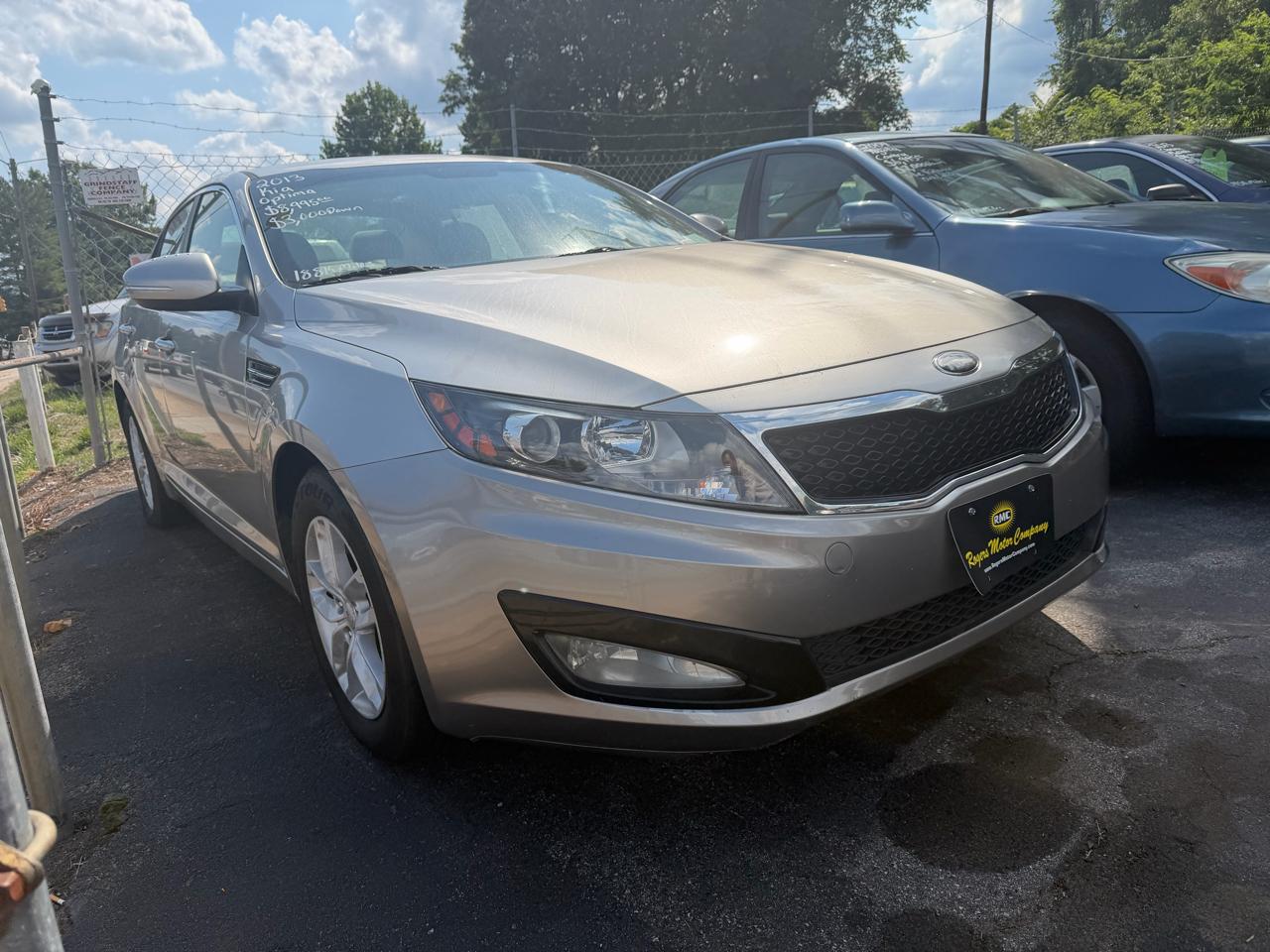 Kia Optima LX MT 2013
