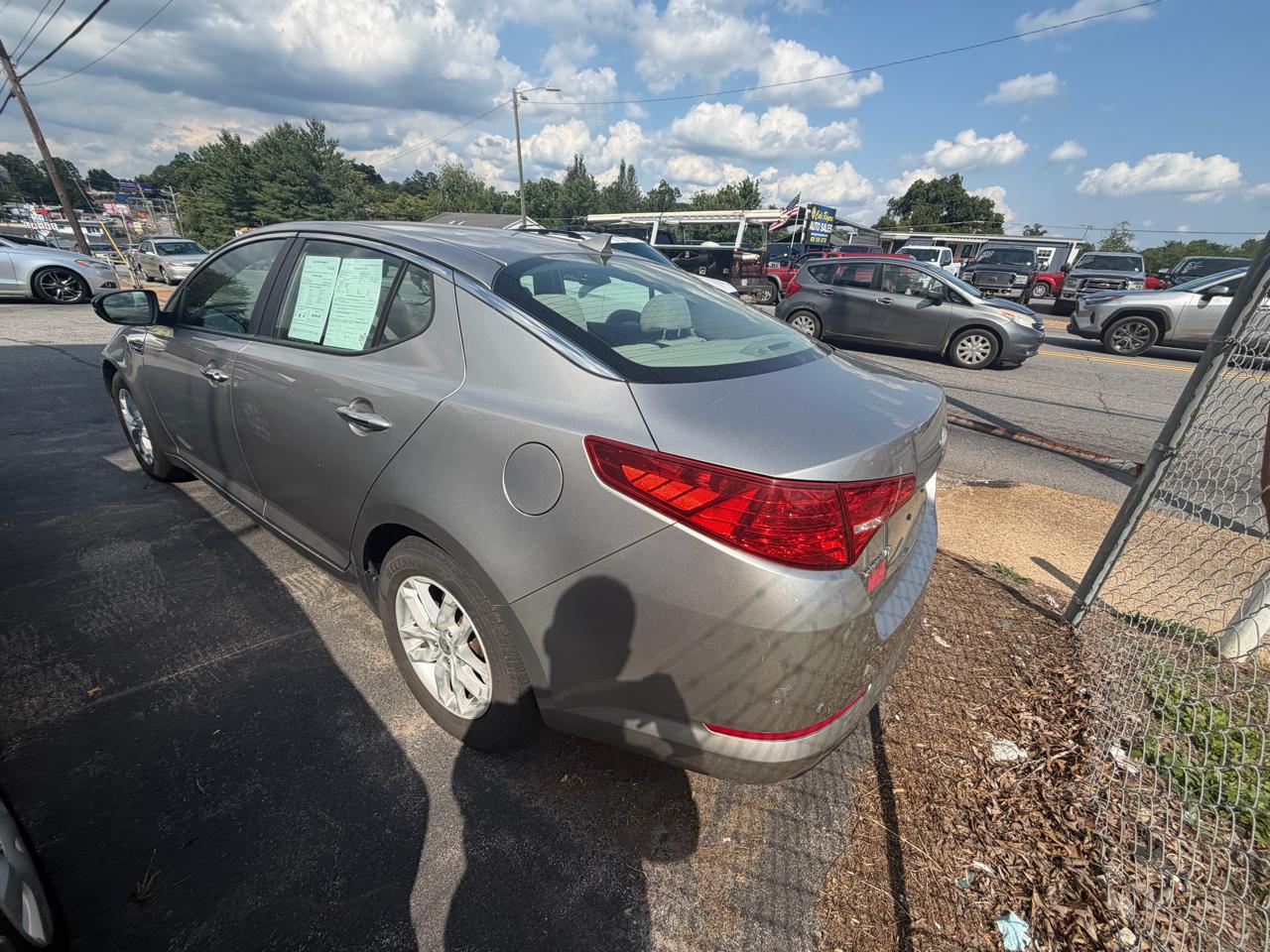 Kia Optima LX MT 2013