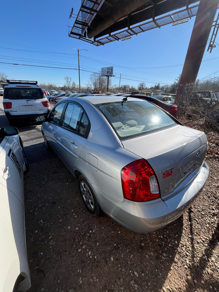 Hyundai Accent GLS 4-Door 2009