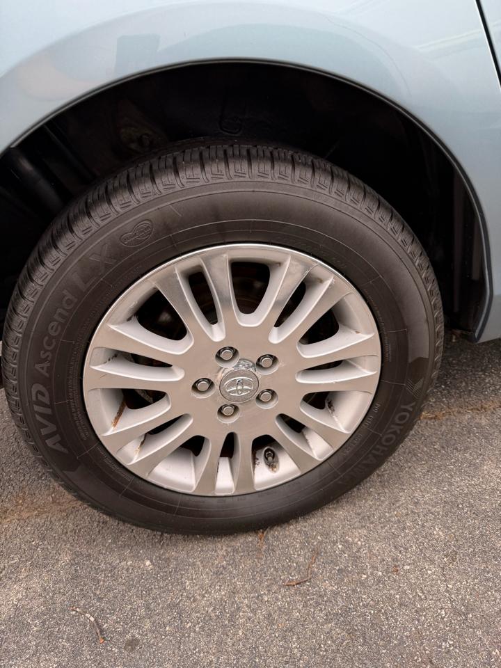 Toyota Sienna XLE Limited AWD 2008