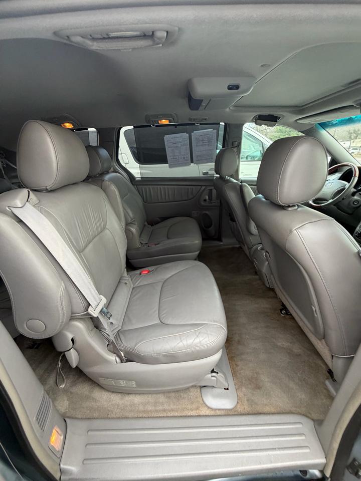 Toyota Sienna XLE Limited AWD 2008