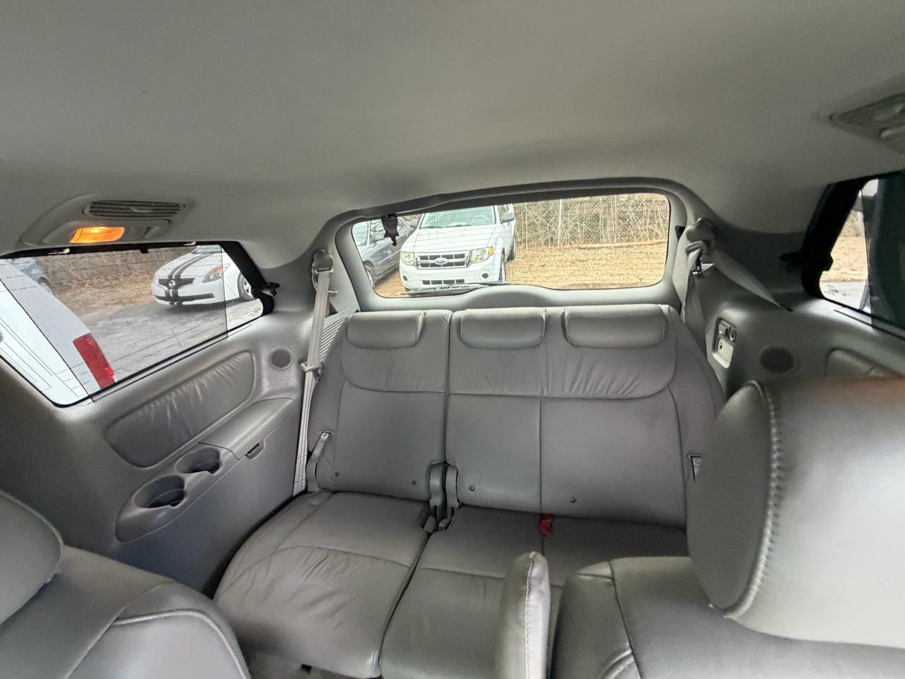 Toyota Sienna XLE Limited AWD 2008