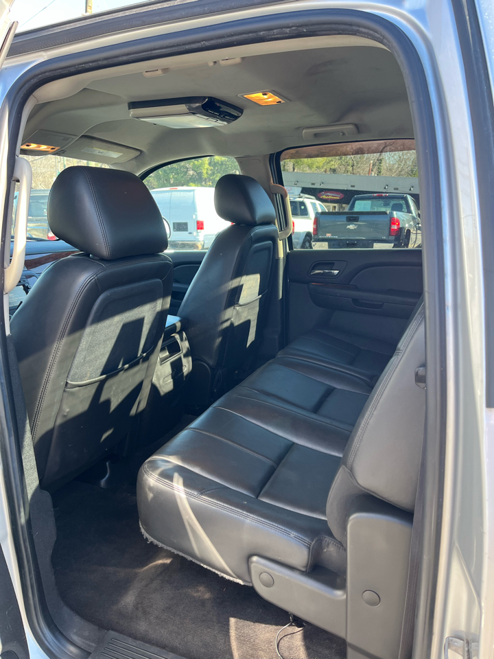 Chevrolet Silverado 1500 LTZ Crew Cab 4WD 2011