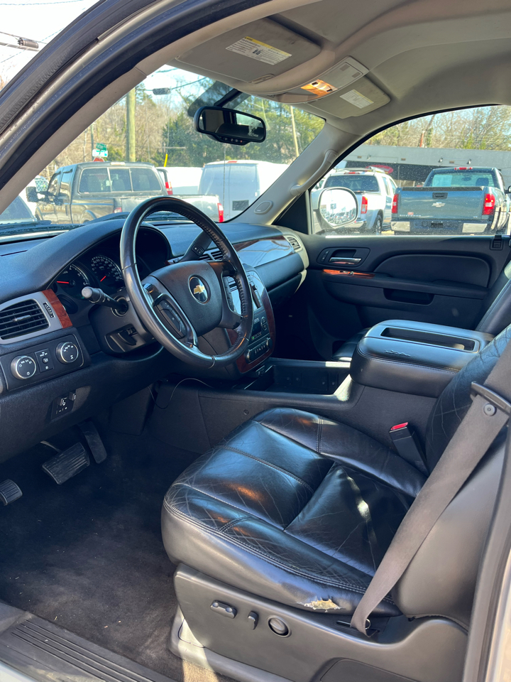 Chevrolet Silverado 1500 LTZ Crew Cab 4WD 2011