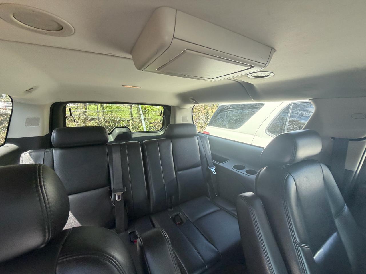 Chevrolet Suburban LTZ 1500 4WD 2010