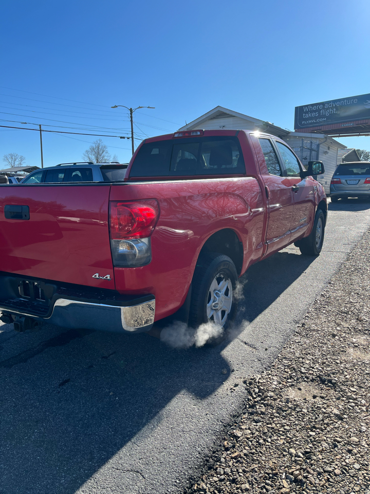 Toyota Tundra SR5 Double Cab 5.7L 4WD 2008