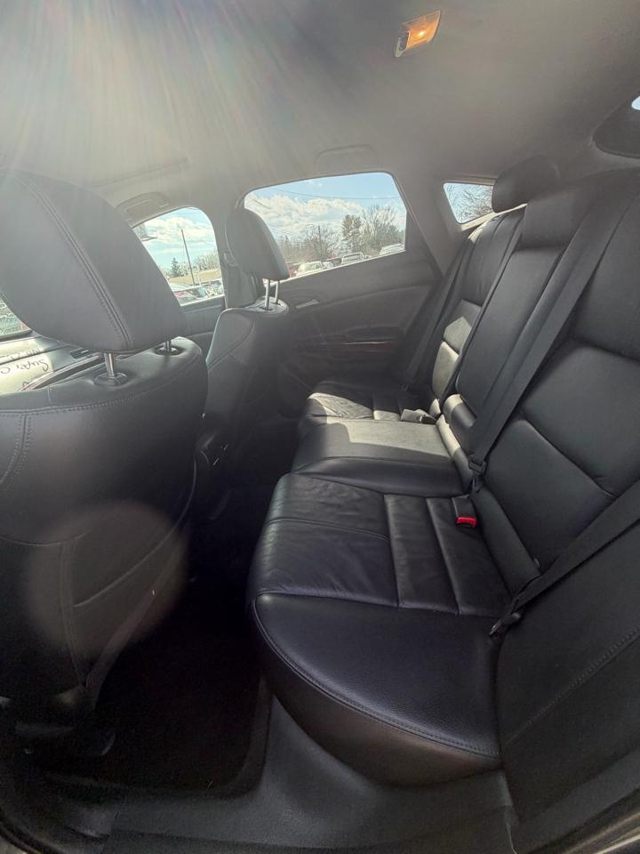 Honda Crosstour EX-L V-6 4WD w/ Navigation 2012