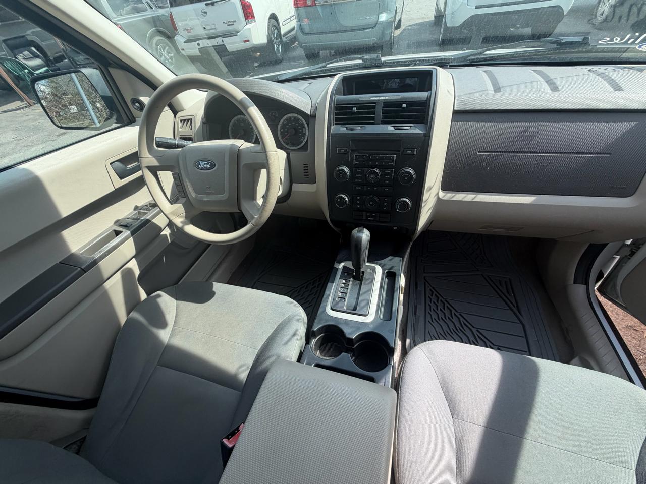 Ford Escape XLS 2WD Manual 2008