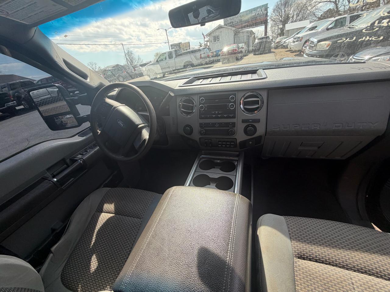 Ford F-250 SD XLT Crew Cab Long Bed 4WD 2011