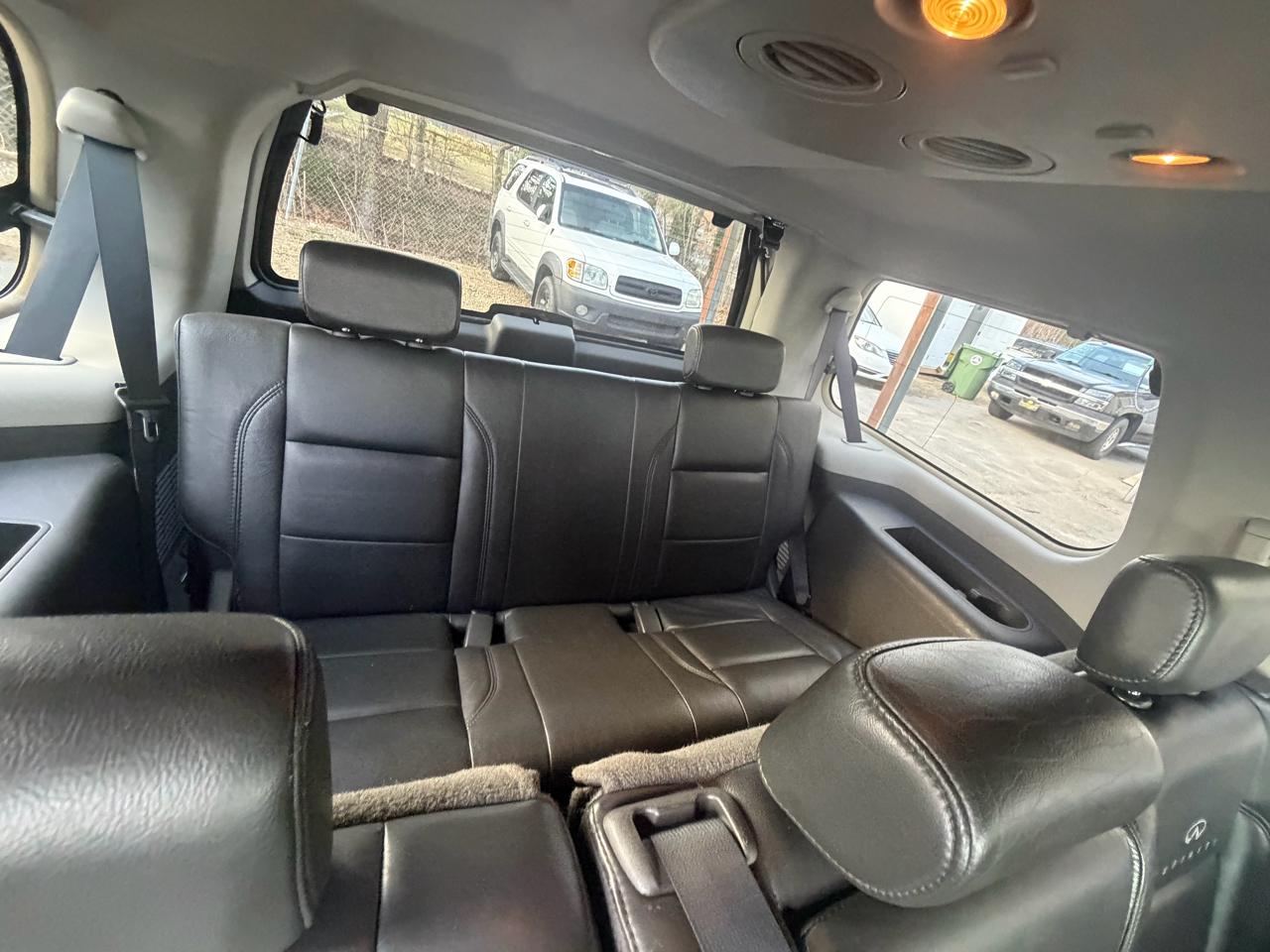 Infiniti QX56 AWD 2005