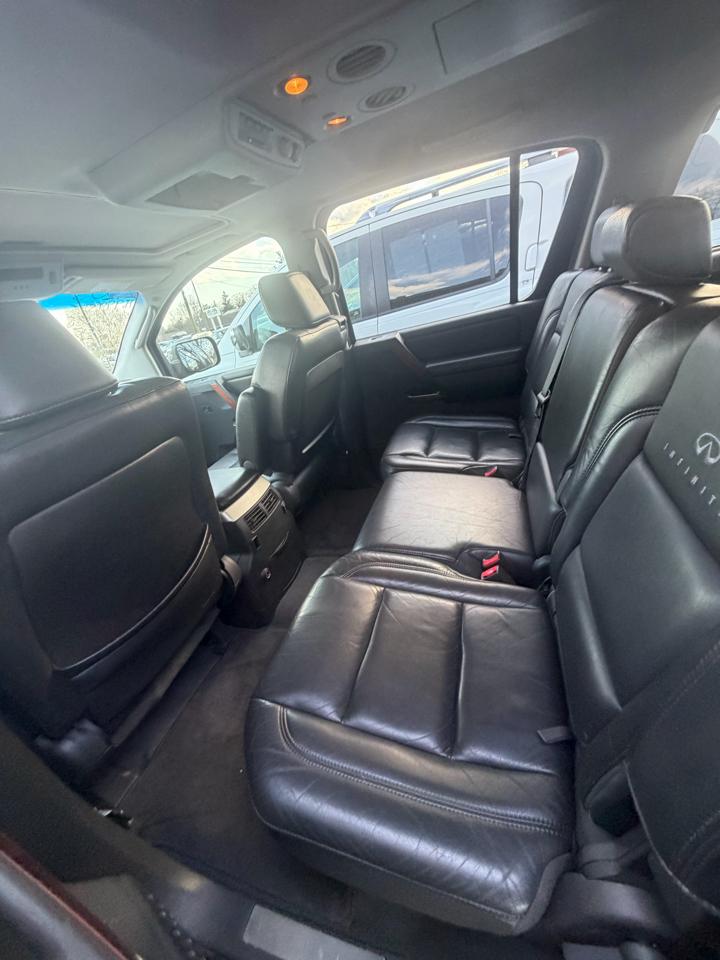 Infiniti QX56 AWD 2005
