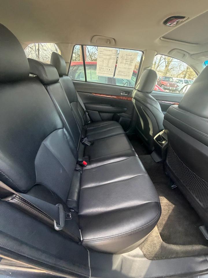 Subaru Outback 3.6R Limited 2012