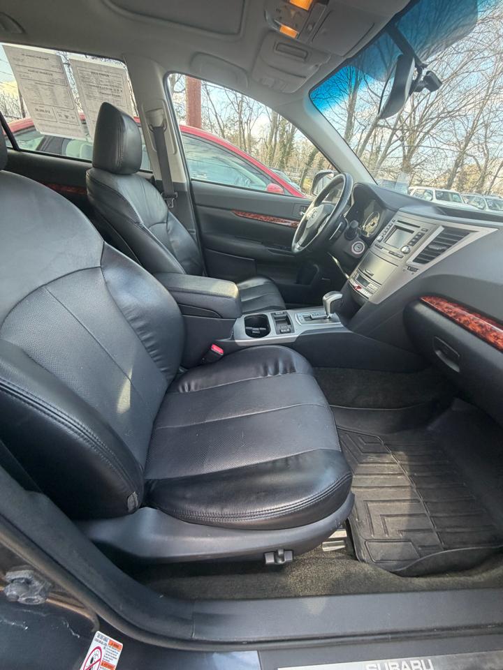 Subaru Outback 3.6R Limited 2012