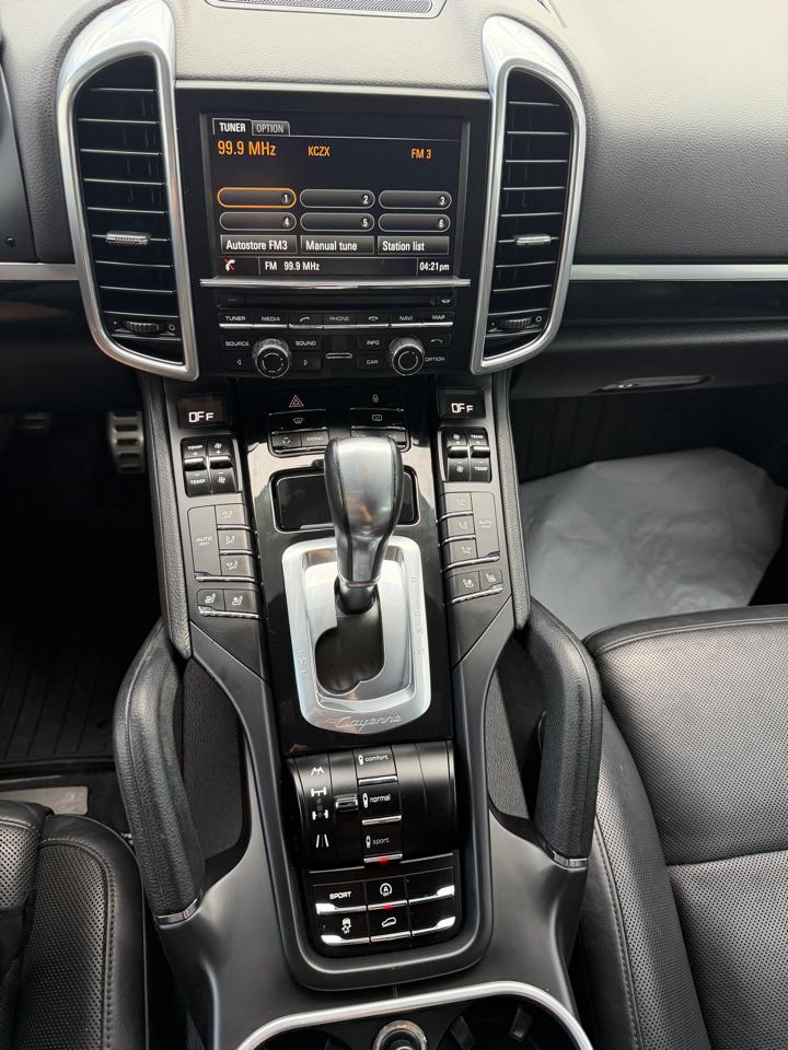 Porsche Cayenne S 2013