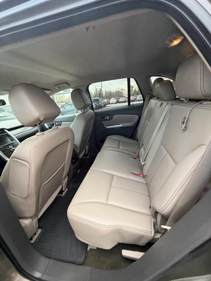 Ford Edge SEL FWD 2013