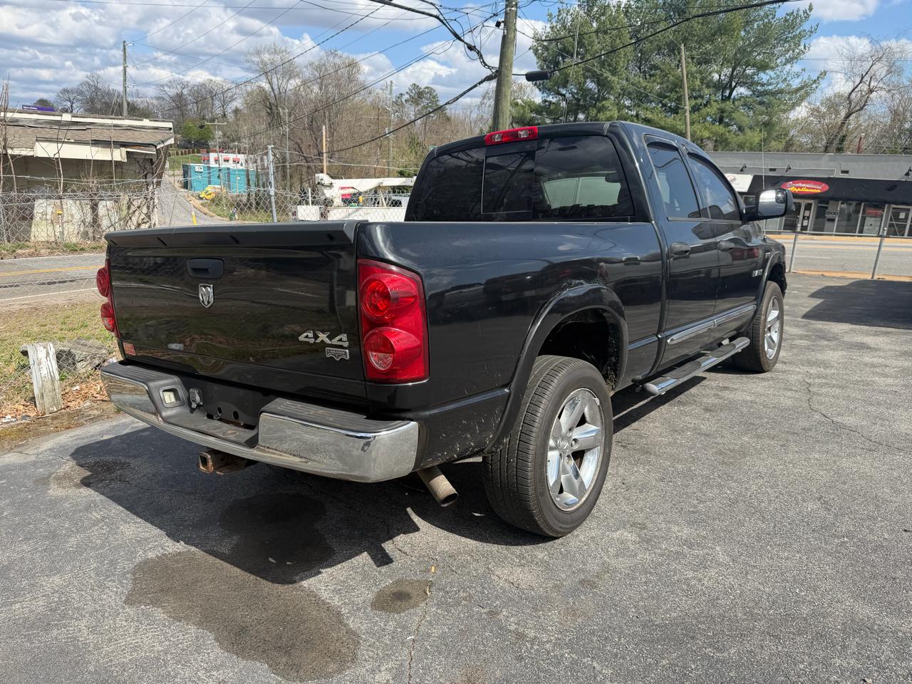 Dodge Ram 1500 SXT Quad Cab Long Bed 4WD 2008