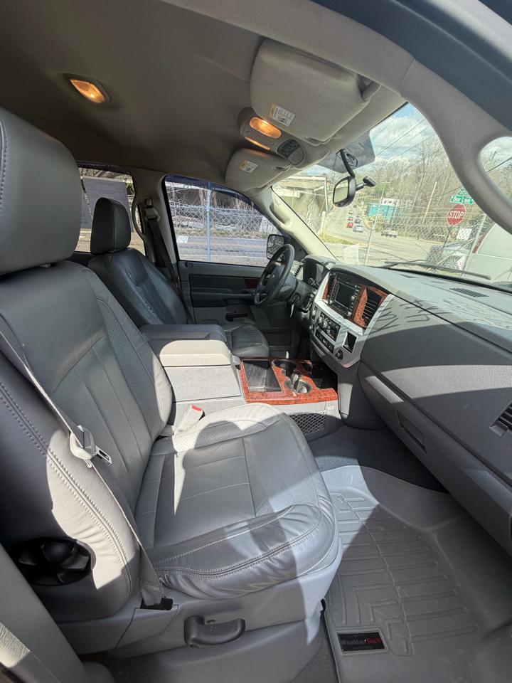 Dodge Ram 1500 SXT Quad Cab Long Bed 4WD 2008