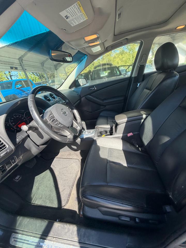 Nissan Altima 2.5 S 2010