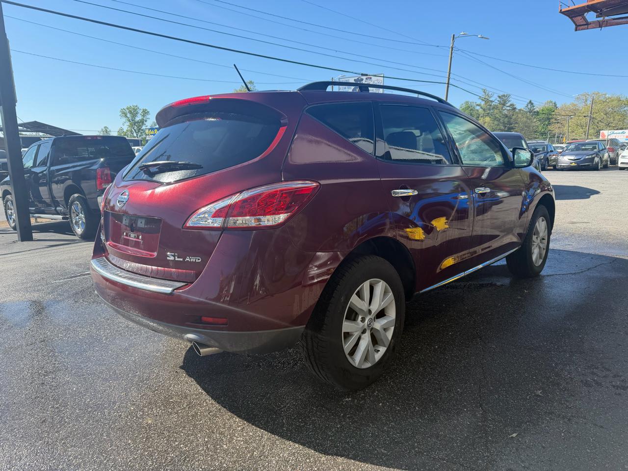 Nissan Murano S AWD 2011