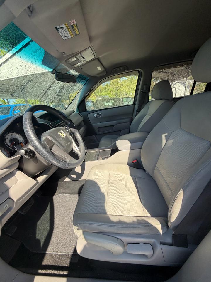 Honda Pilot LX 4WD 5-Spd AT 2012