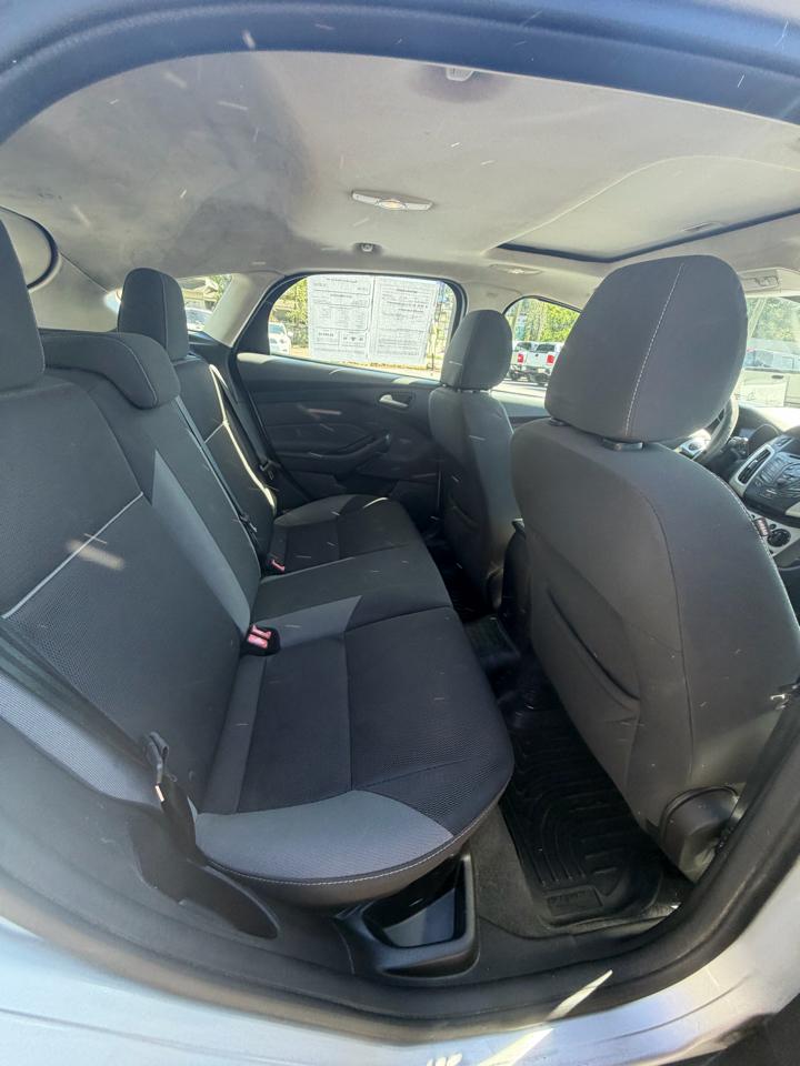 Ford Focus SE Hatch 2014