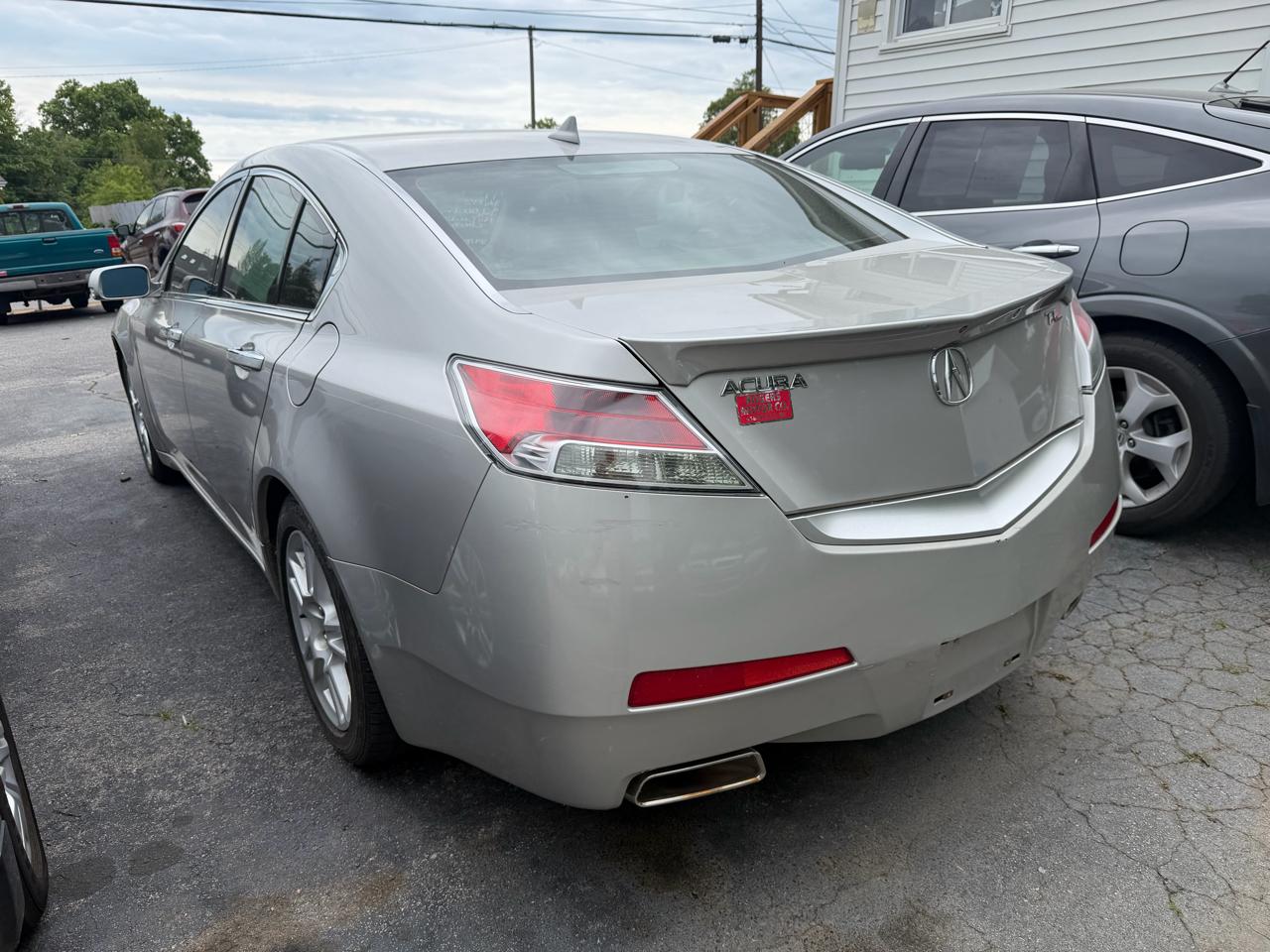 Acura TL 5-Speed AT with Tech Package 2009