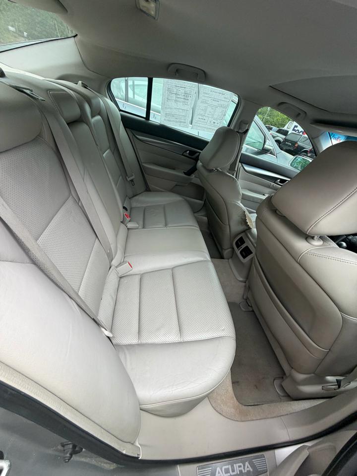 Acura TL 5-Speed AT with Tech Package 2009