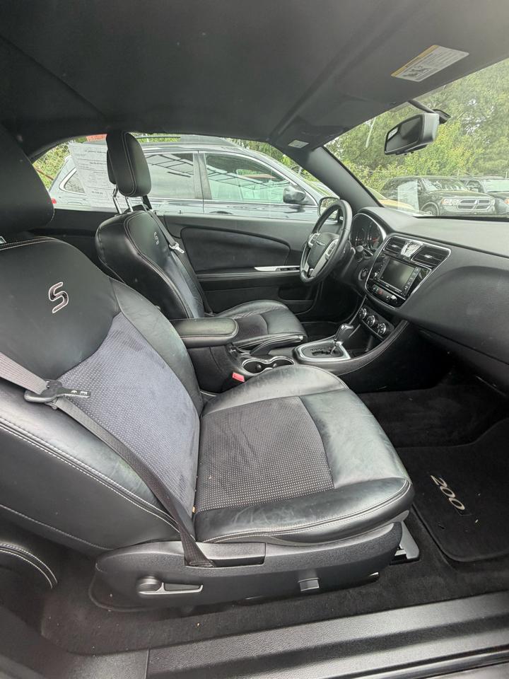Chrysler 200 S Convertible 2014