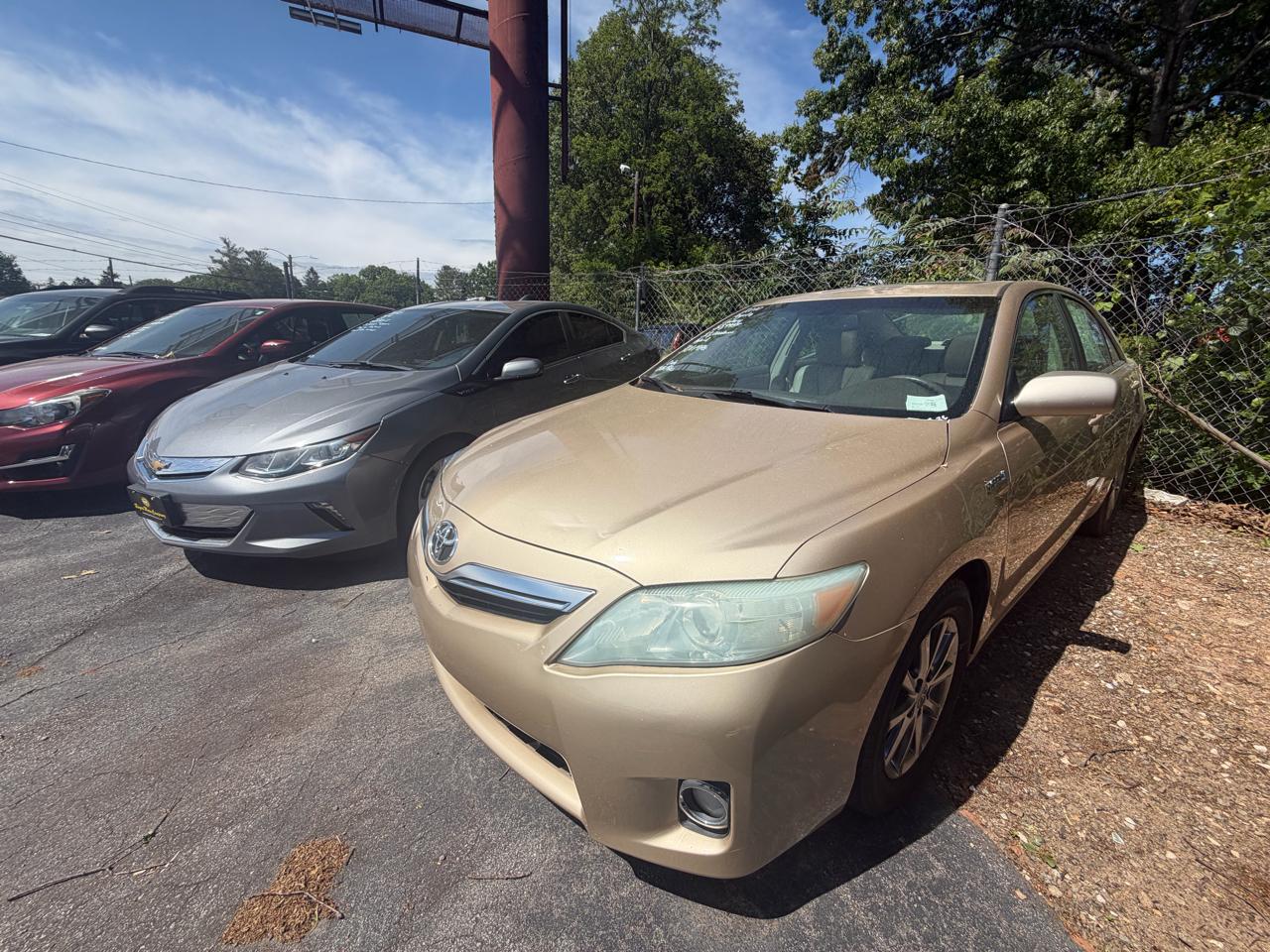 Toyota Camry Hybrid Sedan 2010