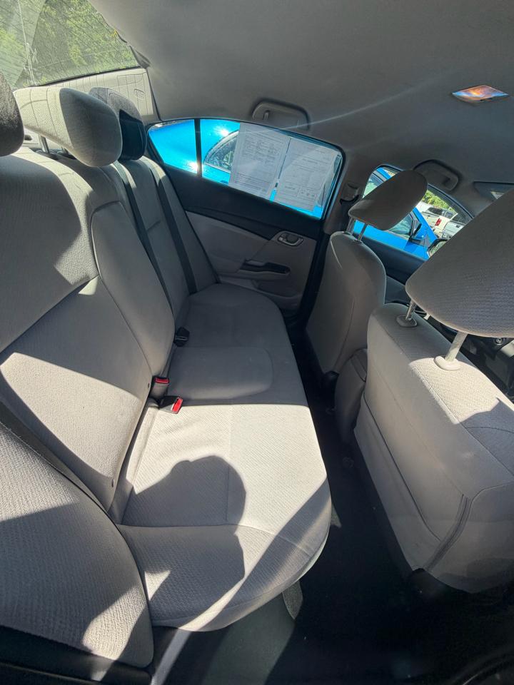 Honda Civic LX Sedan 5-Speed AT 2013
