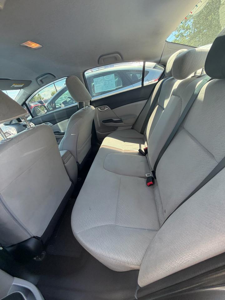 Honda Civic LX Sedan 5-Speed AT 2013