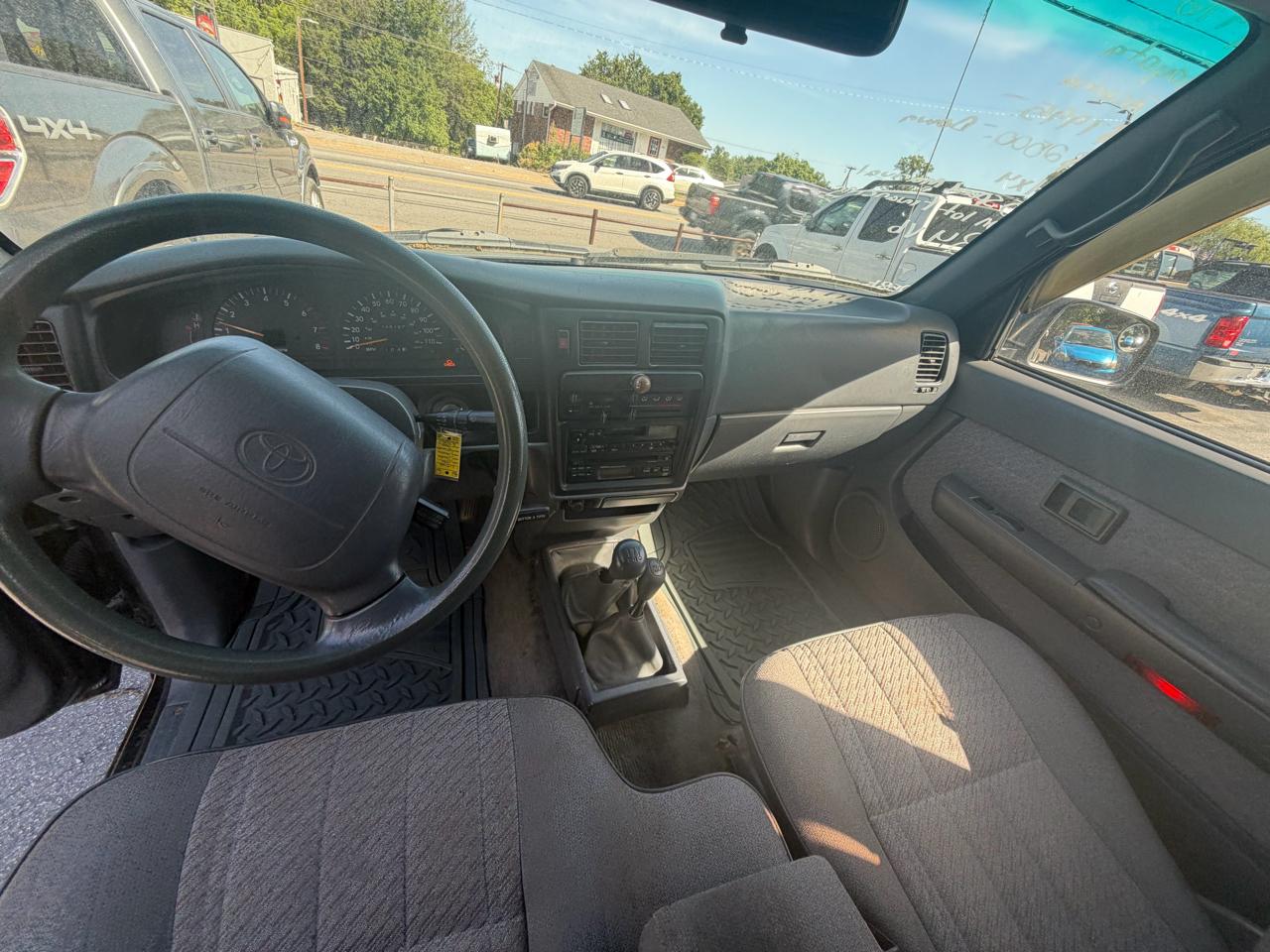 Toyota Tacoma V6 Xtracab 4WD 1996