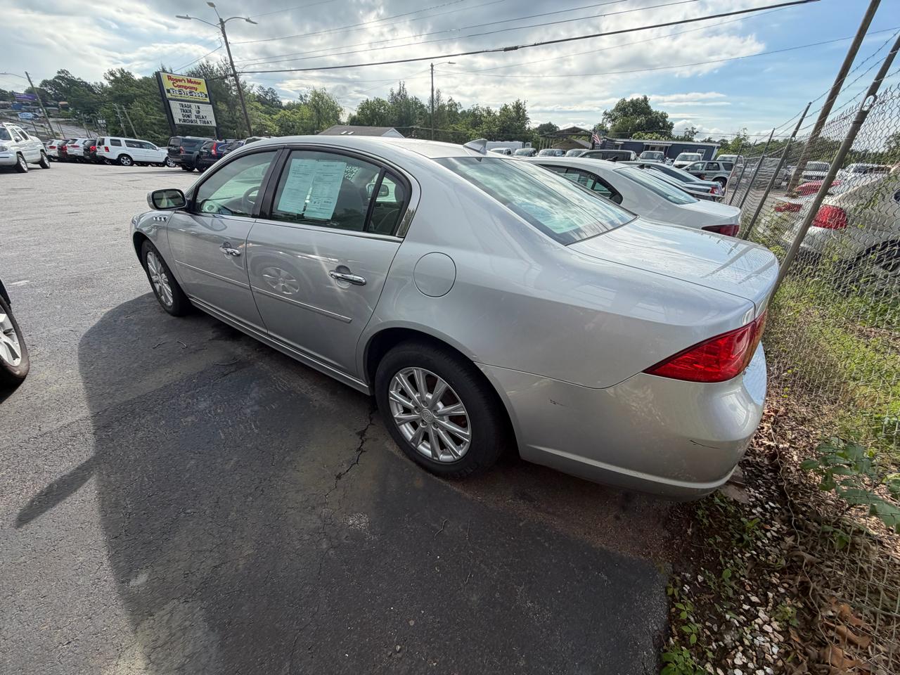 Buick Lucerne CX 2011