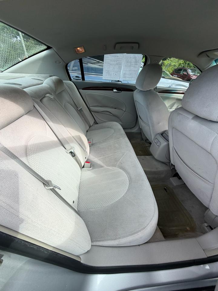 Buick Lucerne CX 2011