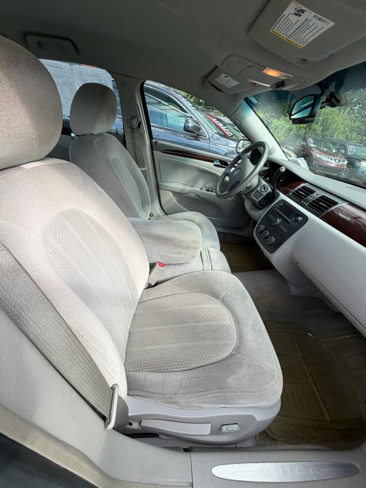 Buick Lucerne CX 2011
