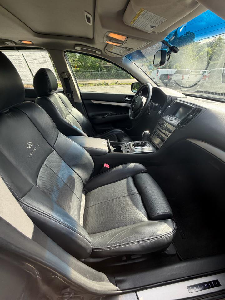 Infiniti G Sedan 37x AWD 2013