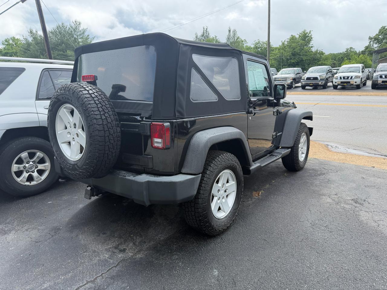 Jeep Wrangler Sport 4WD 2010