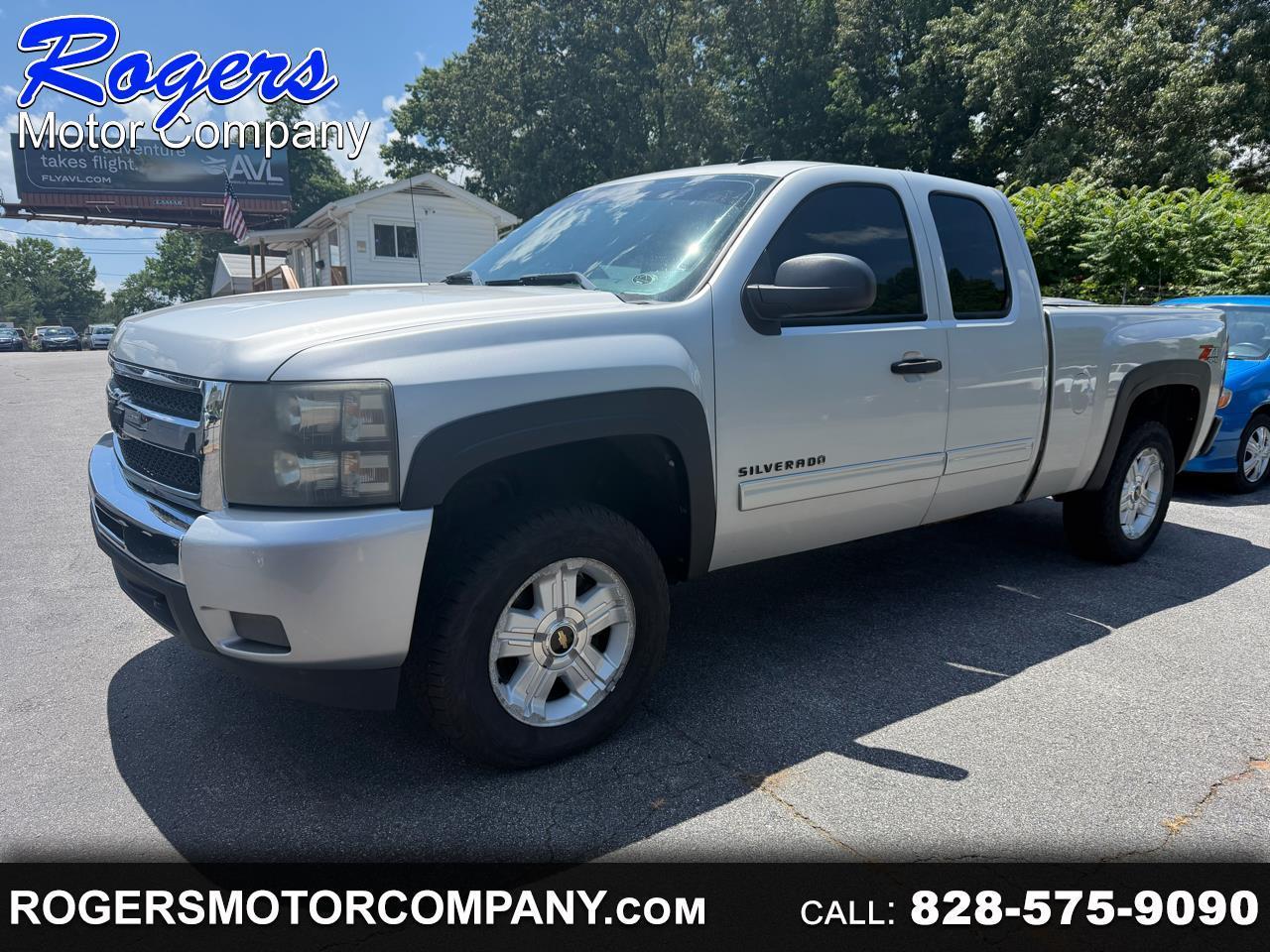 Chevrolet Silverado 1500 LT Ext. Cab Long Box 4WD 2011
