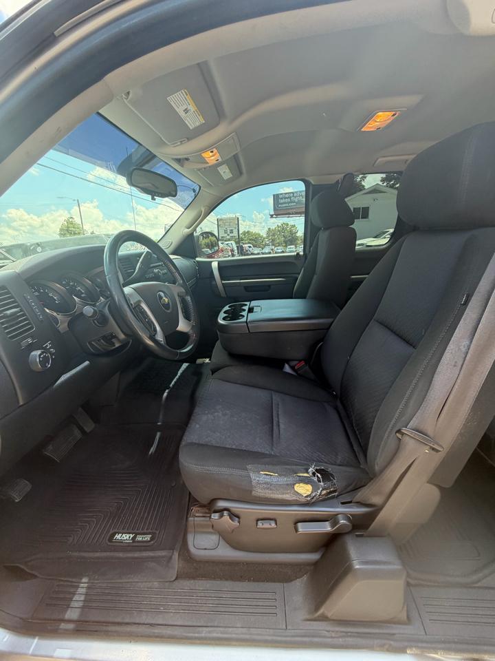 Chevrolet Silverado 1500 LT Ext. Cab Long Box 4WD 2011