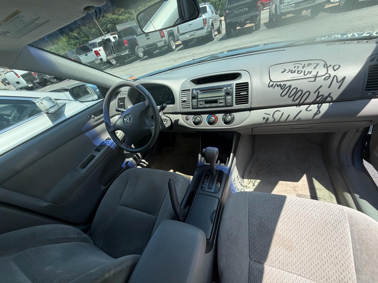 Toyota Camry Standard 2004
