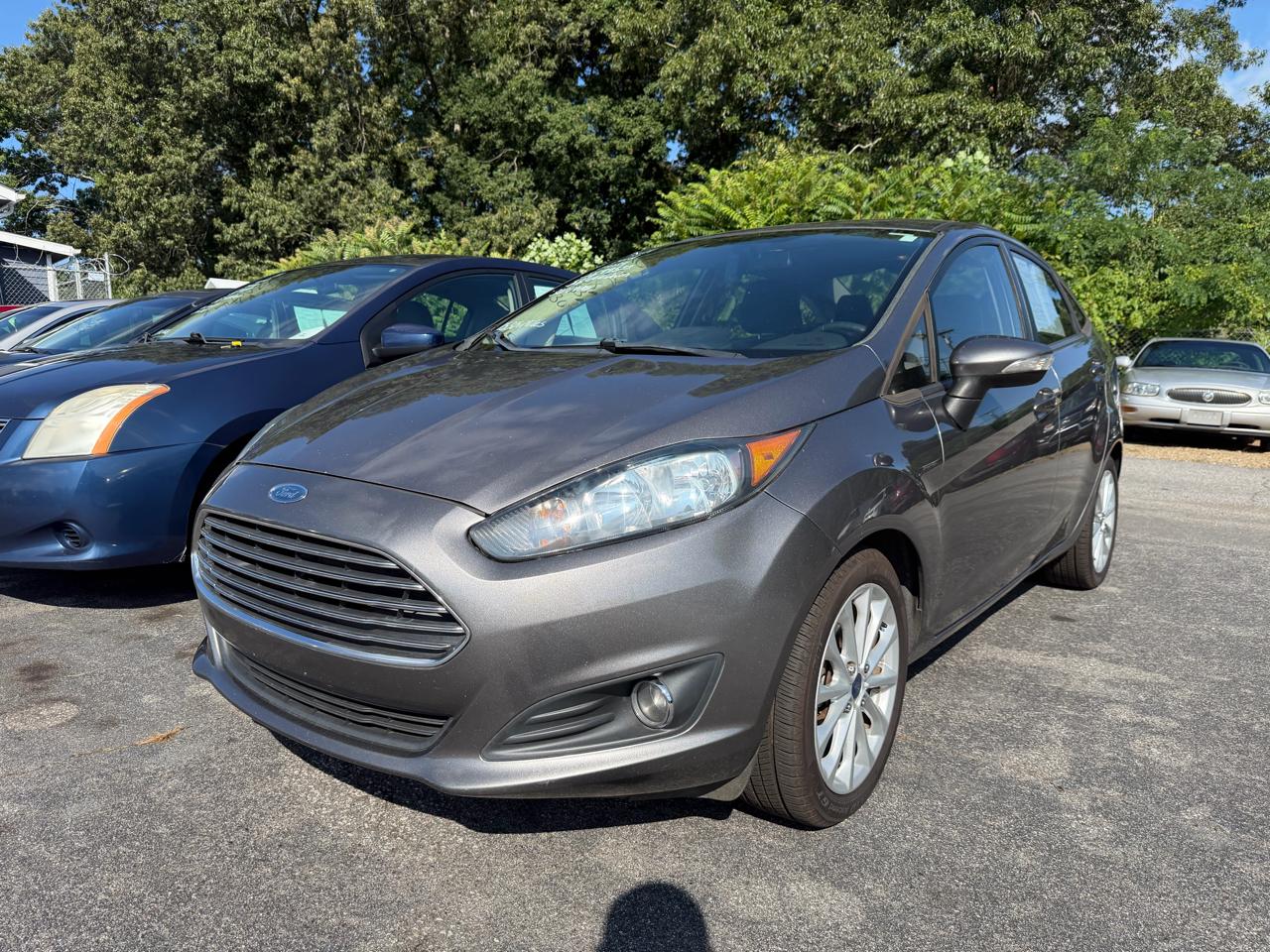 Ford Fiesta SE Sedan 2014