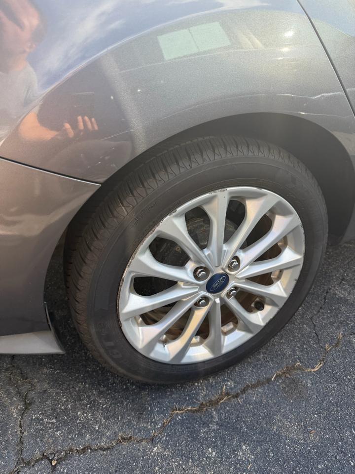 Ford Fiesta SE Sedan 2014
