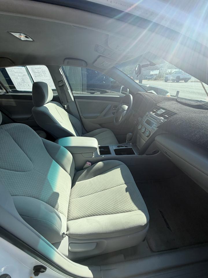 Toyota Camry XLE 5-Spd AT 2009