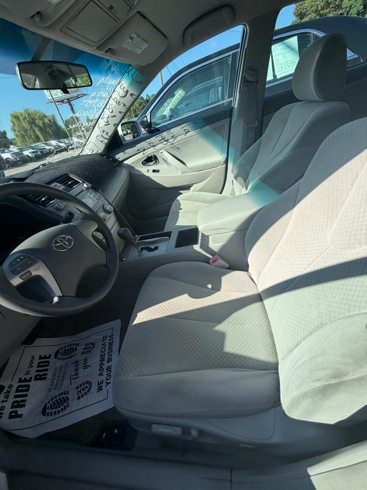 Toyota Camry XLE 5-Spd AT 2009