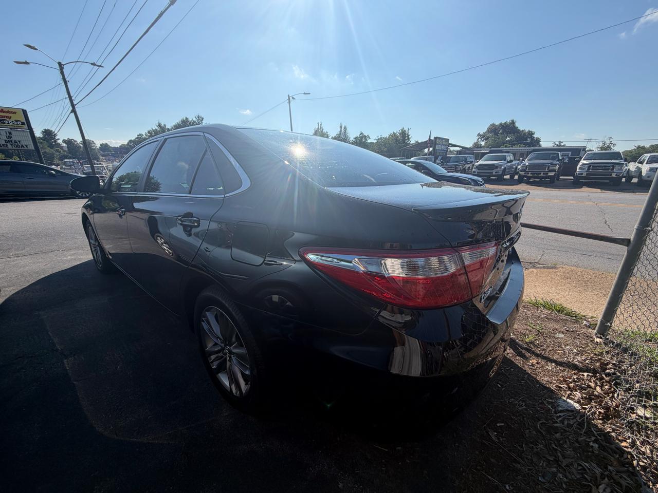 Toyota Camry SE 2017