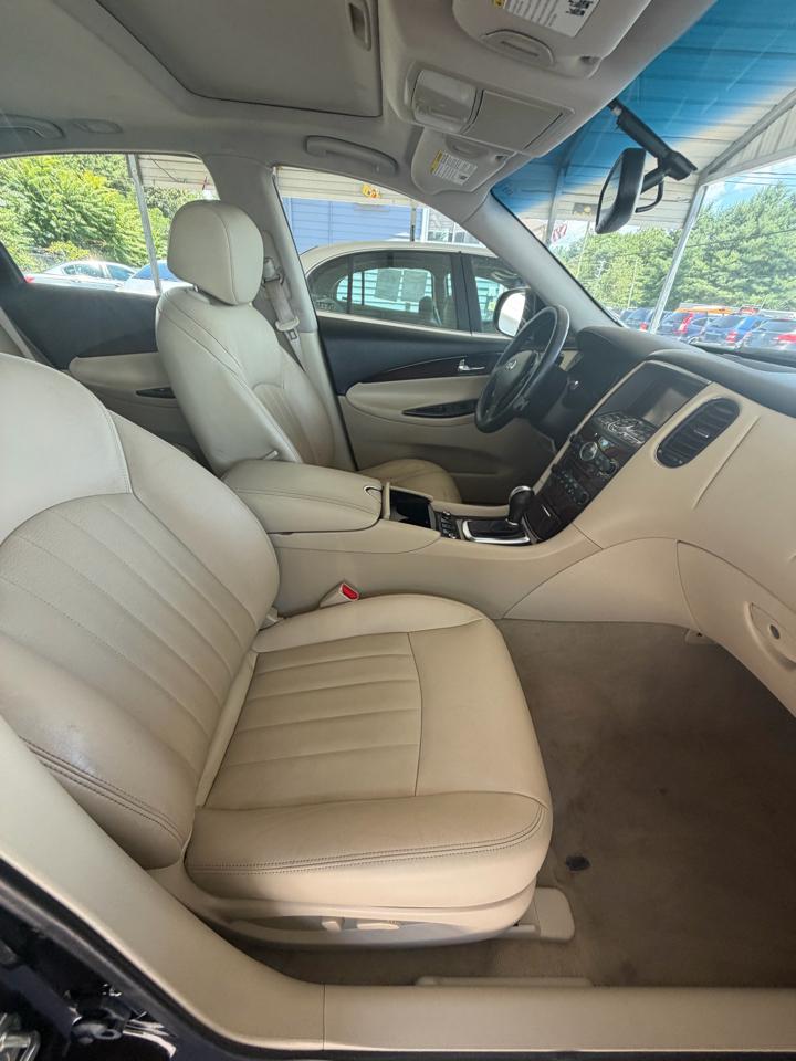 Infiniti QX50 Base AWD 2017