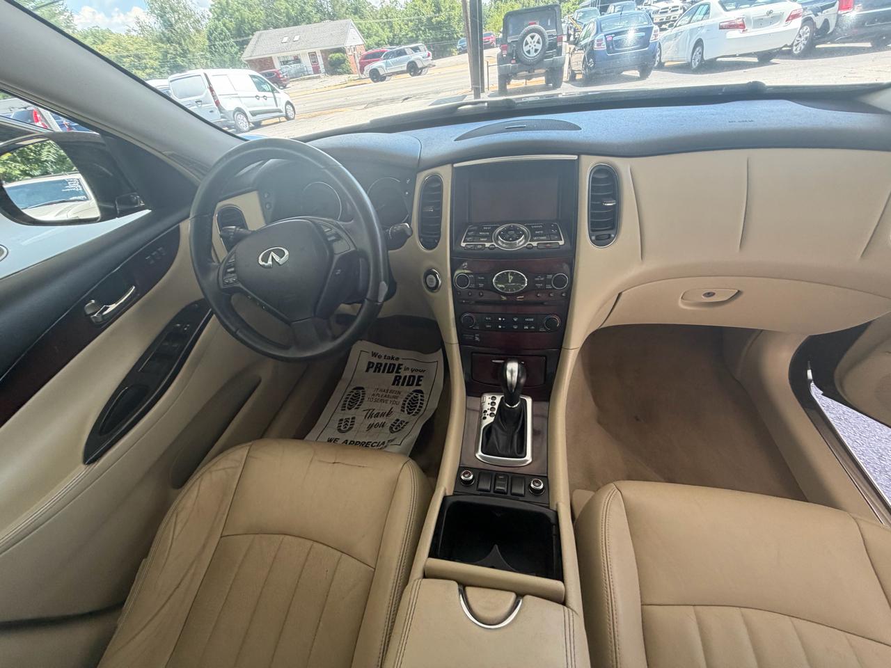 Infiniti QX50 Base AWD 2017